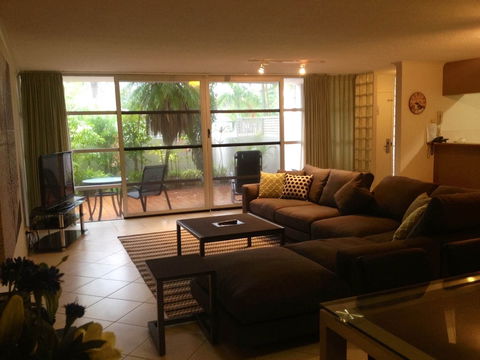 Sundeck Gardens - Darwin Holiday 5