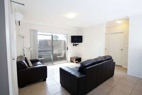 Bluegum Apartments - Darwin Holiday 7