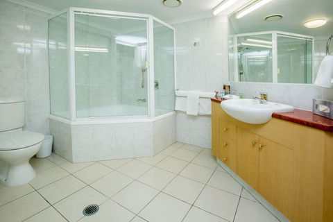 Springwood Tower Apartment Hotel - Darwin Holiday 4
