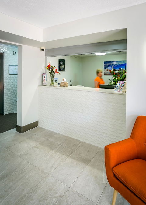 Surfers Beachside Holiday Apartments - Darwin Holiday 0
