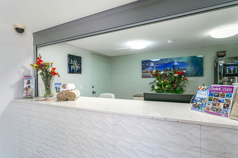 Surfers Beachside Holiday Apartments - Darwin Holiday 4