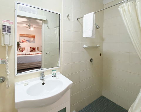 Palm View Holiday Apartments - Darwin Holiday 6