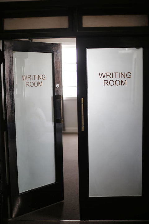 The Lakes Hotel - Darwin Holiday 1