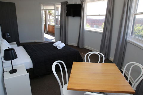 The Lakes Hotel - Darwin Holiday 6