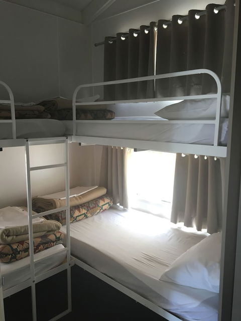 Airport Tourist Village Melbourne - Darwin Holiday 6