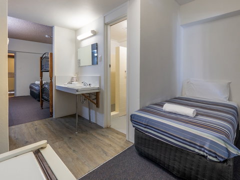 Banjo Paterson Inn - Darwin Holiday 1