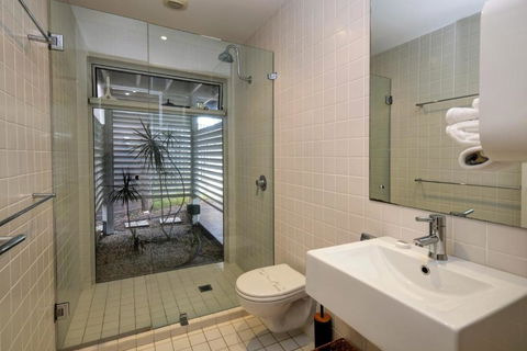 BEACH BAY BEE PET FRIENDLY - Darwin Holiday 5
