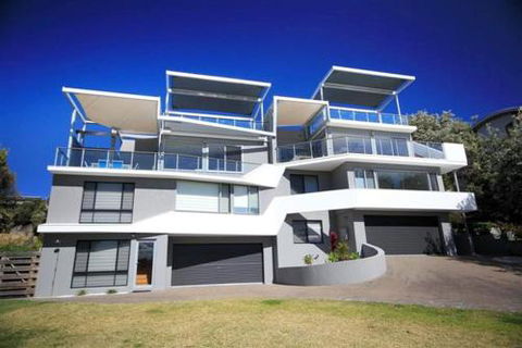 BOOMERANG BREEZE 2 - Darwin Holiday 3