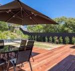 Caxton Beach House hot tub spa - Darwin Holiday
