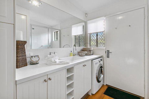 To The Beach - Darwin Holiday 3