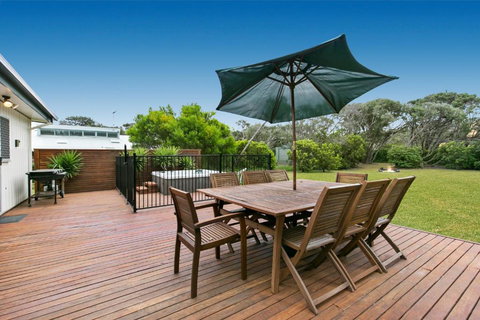 To The Beach - Darwin Holiday 6