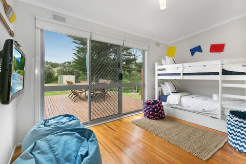 To The Beach - Darwin Holiday 1