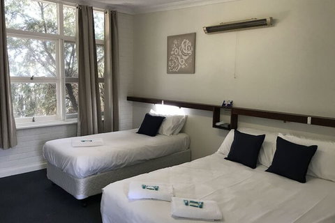 Walpole Hotel Motel - Darwin Holiday 1