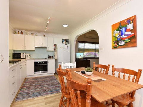 Summerfield Cottage Hunter Valley Renovated House In Central North Rothbury - Darwin Holiday 3