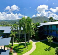 Cairns Adventure Lodge includes All Meals served in the Dining Hall - Darwin Holiday