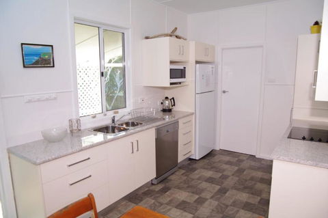 Fleur Cottage 7 Willow Street - Darwin Holiday 6