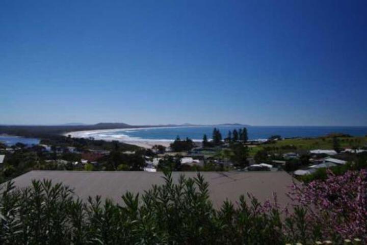 Deep Creek NSW Darwin Holiday