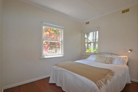 Breakers 1 2 Hill Street - Darwin Holiday 5