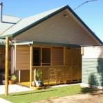 The Hakeas - Darwin Holiday 0