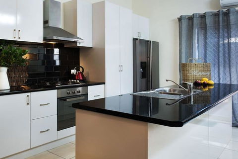 The Tiverton Daylesford - Darwin Holiday 3