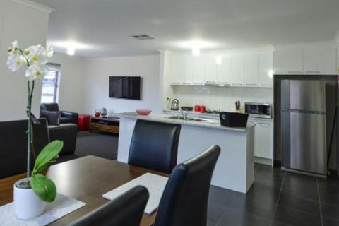 Beischer Apt B - Darwin Holiday 6