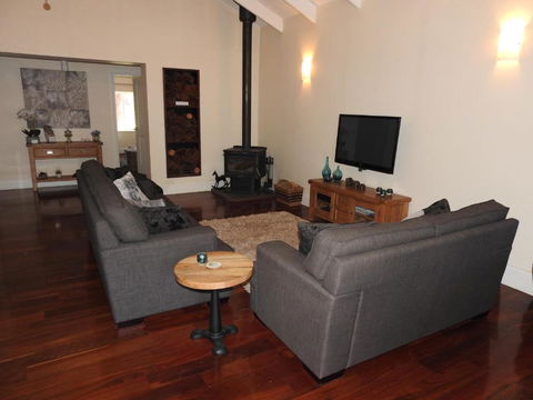 Quiet Escapes Cottages - Darwin Holiday 2