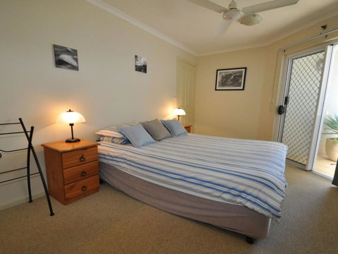 Blue Pacific 1 Across The Road From Pippi Beach - Darwin Holiday 6