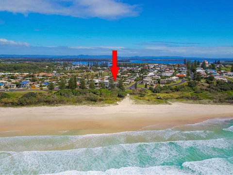 Blue Pacific 1 Across The Road From Pippi Beach - Darwin Holiday 5