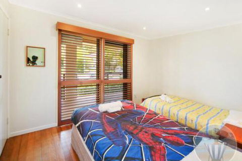 Meta 43 - Darwin Holiday 3