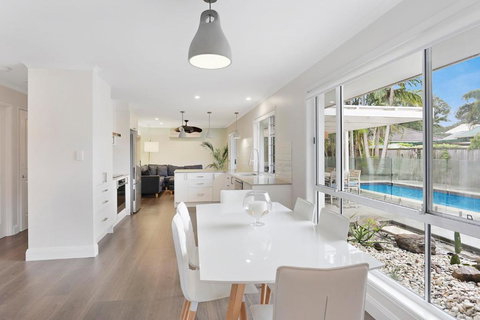 Poolside Noosa Oasis Pet Friendly - Darwin Holiday 6