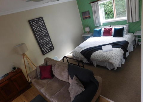 AmbleaWhile On Tamar - Darwin Holiday 5