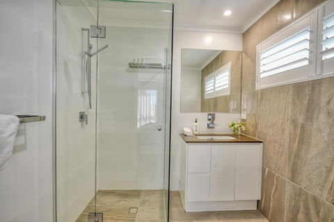 Hidden Oasis Peregian Beach - Darwin Holiday 3