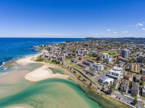Beachcomer Unit 1 The Entrance NSW - Darwin Holiday 5