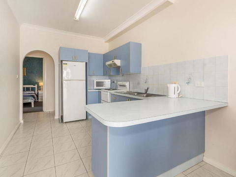 Sea Spray Apartments Unit 4 - Darwin Holiday 6