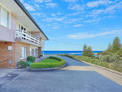 Toowoon Bay Beachside Unit Unit 4 - Darwin Holiday 3