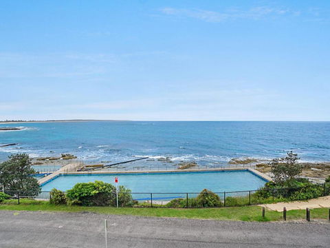 Waterfront Unit Unit 2 - Darwin Holiday 1