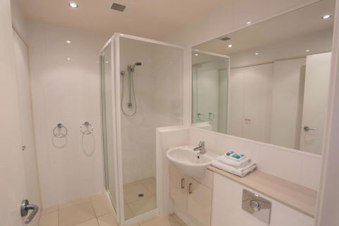 Delightful Family Apartment In Modern Complex - Darwin Holiday 5