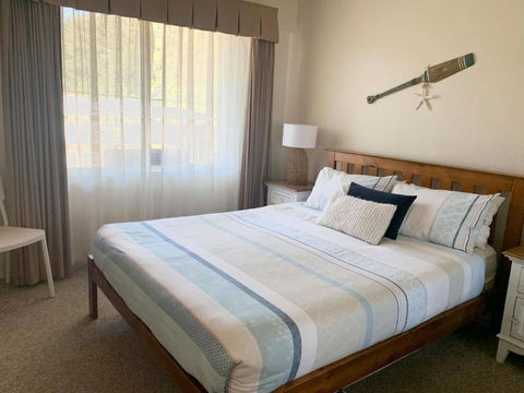 6 SHOAL TOWERS 11 SHOAL BAY RD STUNNING WATER VIEWS & PERFECT LOCATION - Darwin Holiday 6