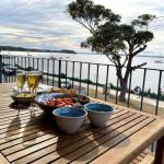 6 SHOAL TOWERS 11 SHOAL BAY RD STUNNING WATER VIEWS & PERFECT LOCATION - Darwin Holiday 0