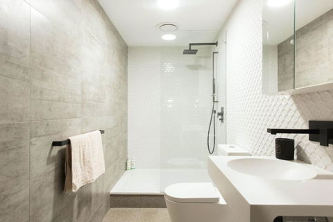 Scandi Beach Apartment - Darwin Holiday 5
