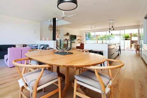 Spectacular Bilgola Beachhouse - Darwin Holiday 2