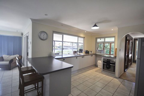 Bribie Island Canal Holiday Destination - Darwin Holiday 4