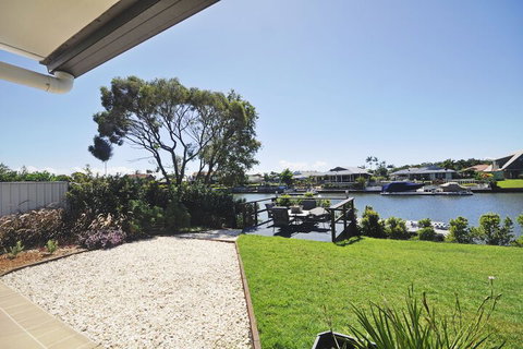 Bribie Island Canal Holiday Destination - Darwin Holiday 1