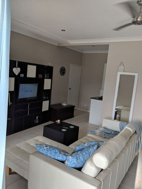 Kingfisher SeaViews - Darwin Holiday 2