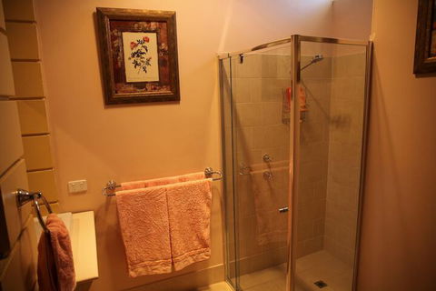 Burra Railway Station Bed & Breakfast - Darwin Holiday 2