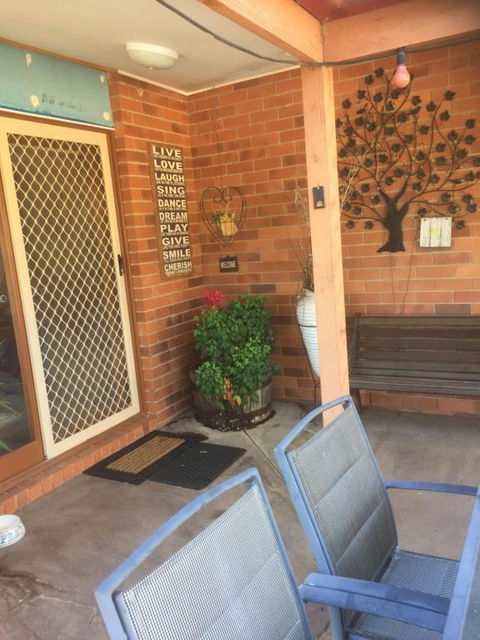 Kickback Corral - Darwin Holiday 6