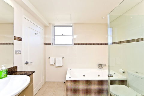 Harbourview Penthouse - Darwin Holiday 7