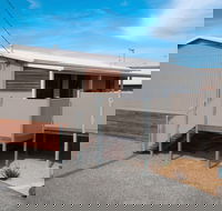 Birdland - Darwin Holiday