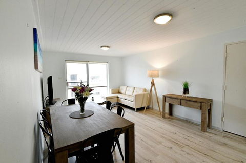 Kanangra Waterviews From The Balcony - Darwin Holiday 4