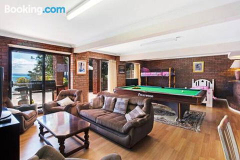 Spectacular Views & Sleeps 12! - Darwin Holiday 4